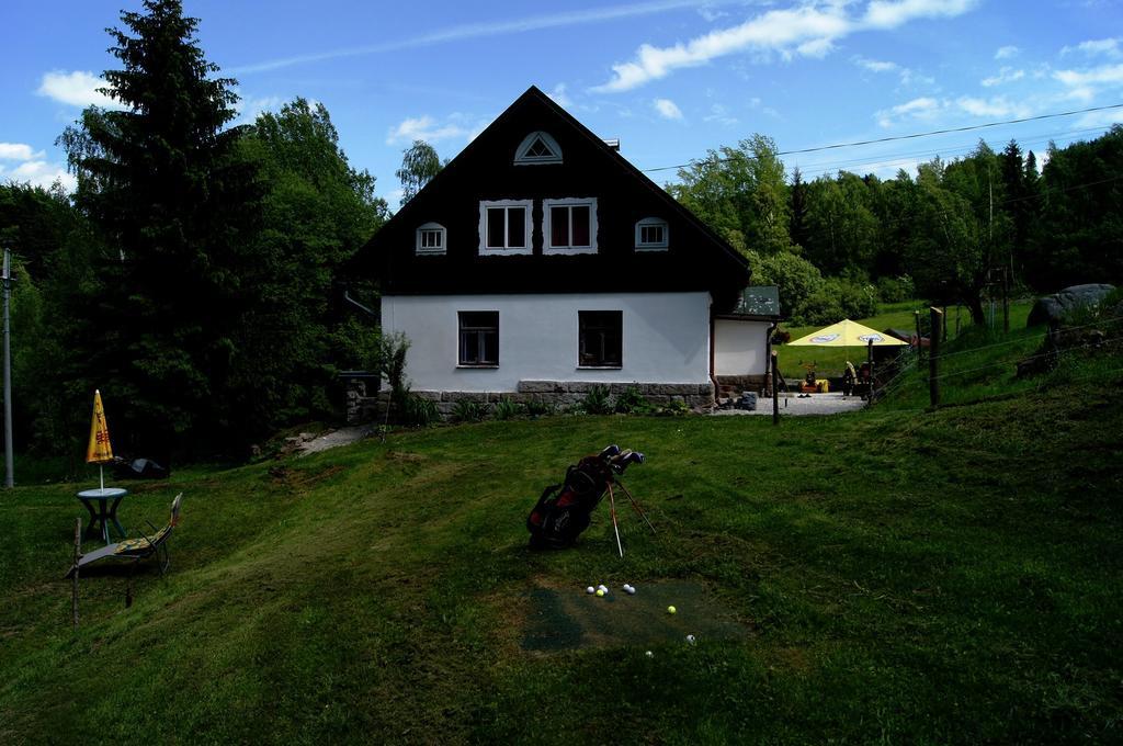 Na Slunecni Pohadkova Chaloupka Ve Sladke Dire Prichovice  Exterior photo